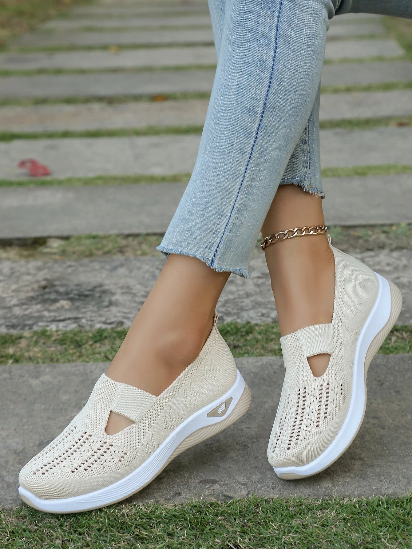 Lightweight Everyday Summer Shoes